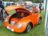 Oranje mini Volkswagen kever